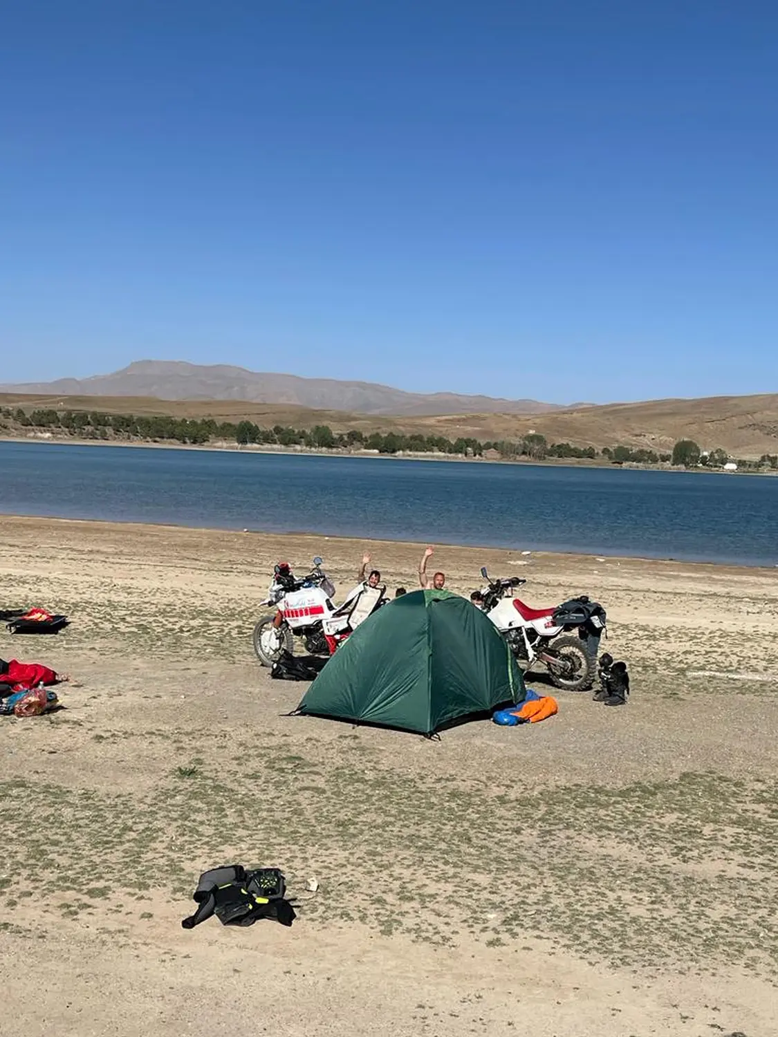 Lac de Tilsit to Quazazate OFF ROAD through the Atlas Mountains Return towards Marrakech 