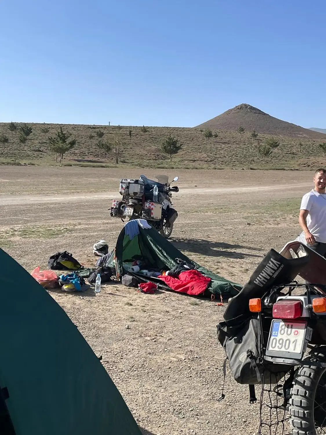 Lac de Tilsit to Quazazate OFF ROAD through the Atlas Mountains Return towards Marrakech 