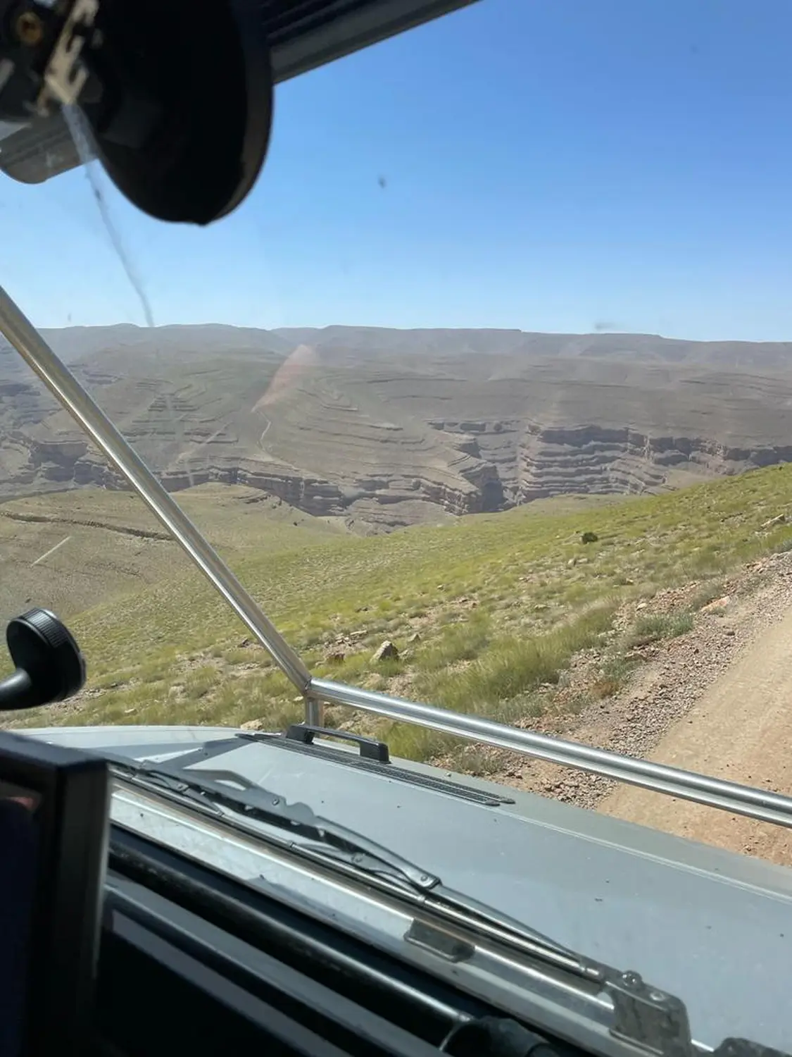 Lac de Tilsit to Quazazate OFF ROAD through the Atlas Mountains Return towards Marrakech 