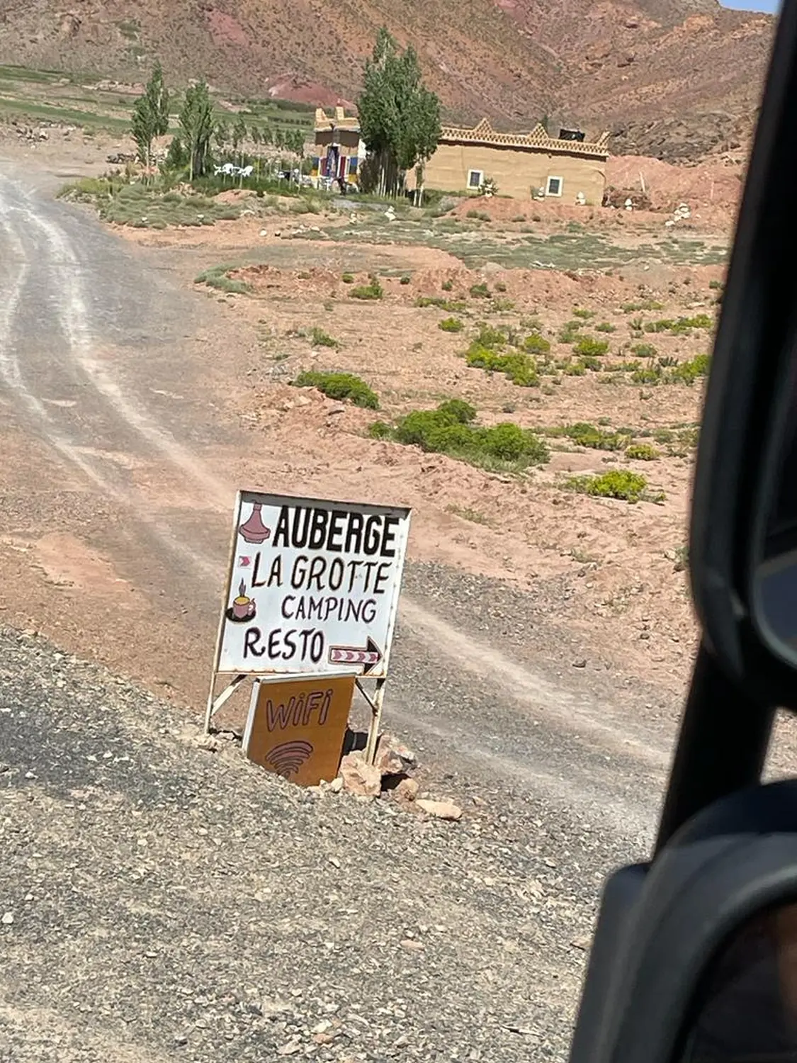 Lac de Tilsit to Quazazate OFF ROAD through the Atlas Mountains Return towards Marrakech 