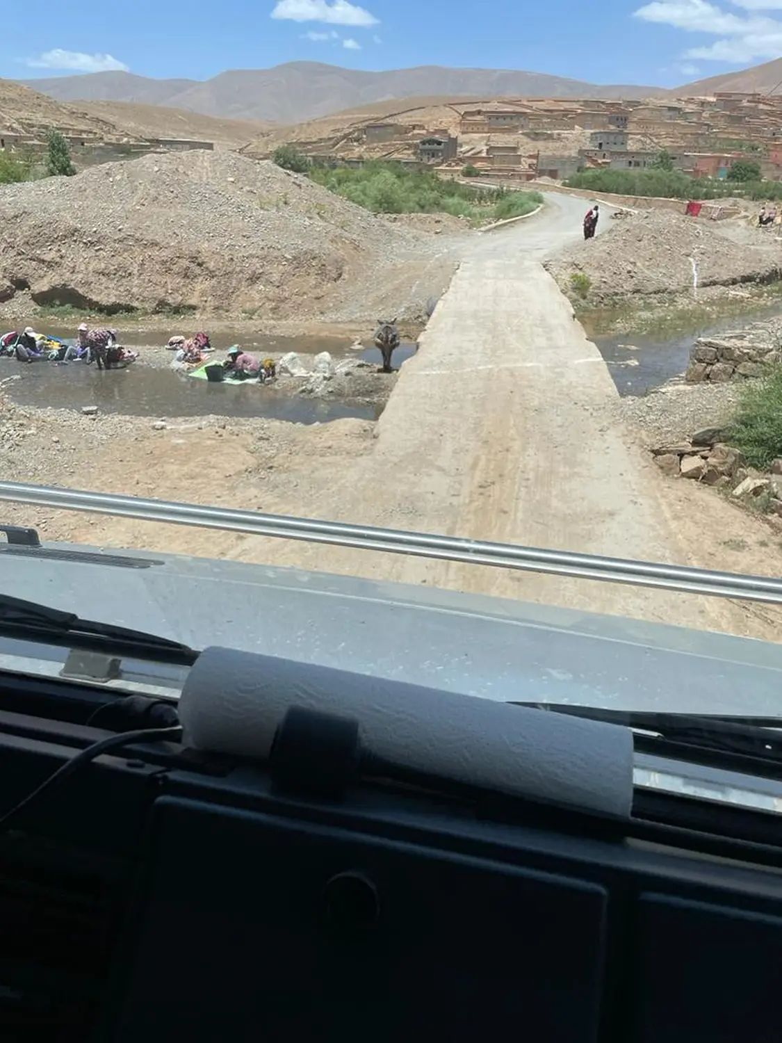 Lac de Tilsit to Quazazate OFF ROAD through the Atlas Mountains Return towards Marrakech 